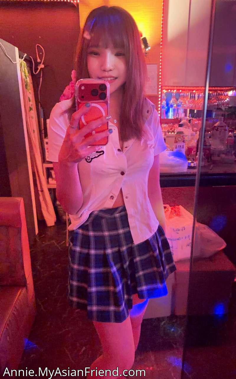 Annie's personal blog photo 1 added Tuesday the 21st of October 2025